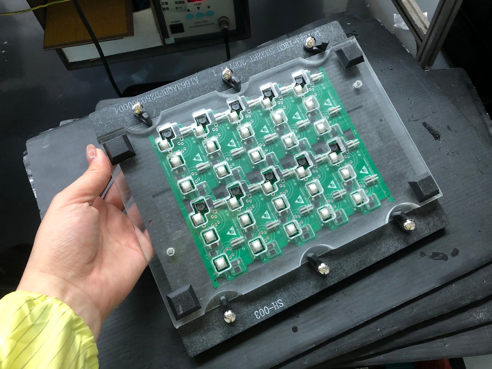 Hcjmpcba Pcb6 What Is the Difference Between PCB and PCBA?